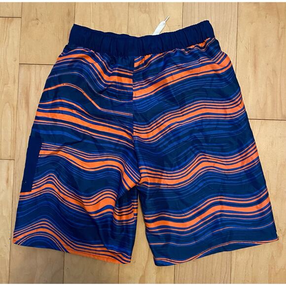 Boys youth adidas swimming trunks size medium - Picture 3 of 3